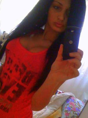 Chat with Taryn (24) in Minnesota | Casual Dating Profile