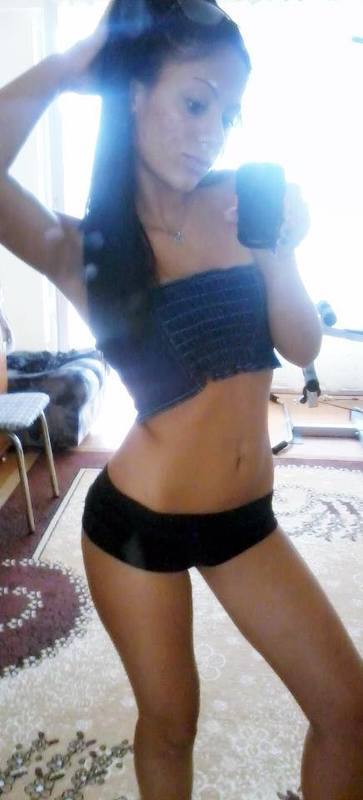 Selina (20) from California | Discreet Casual Encounters