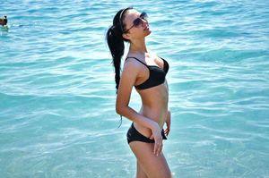 Chat with Keshia (19) | Missouri Local Women