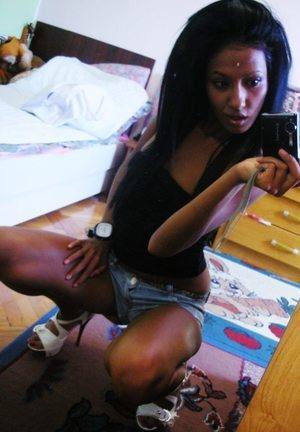 Meet Simone (22) from Massachusetts | Local Dating Profile