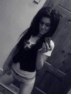 Meet Alondra (21) from Pennsylvania | Local Dating Profile