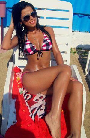 Meet Madeleine (26) from Pennsylvania | Local Dating Profile