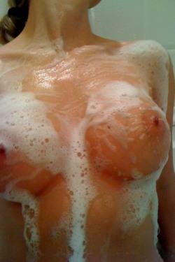 Meet Janie (29) from Pennsylvania | Local Dating Profile