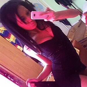 Chat with Layla (23) | New York Local Women