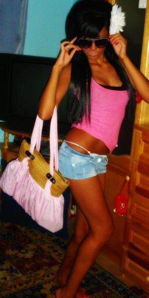 Aniya, 26, profile image for Wisconsin dating page