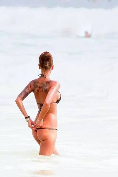 Meredith (24) in South Carolina | Local Adult Woman