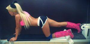 Meet Shirley (18) from Minnesota | Local Dating Profile