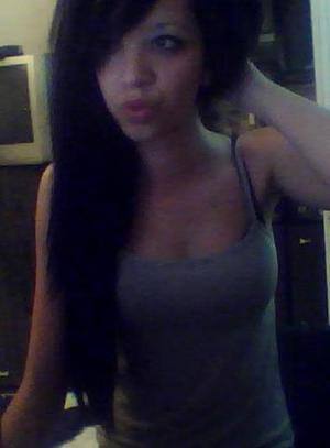 Meet Savanah (26) from Pennsylvania | Local Dating Profile