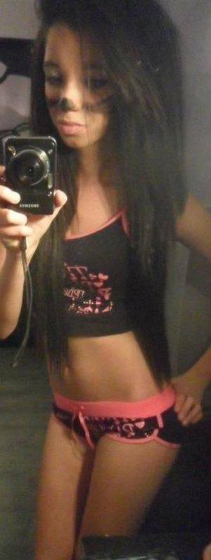 Helen, 20, Oregon | Nearby Adult Singles