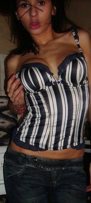 Paityn, 20, Pennsylvania | Nearby Adult Singles