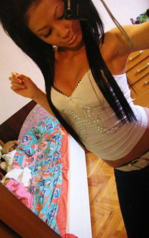 Christy (22) in Quebec | Local Adult Woman