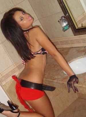 Melani from Nome, Alaska is looking for adult webcam chat