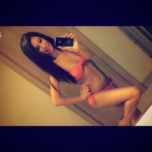 Lashell from  is looking for adult webcam chat
