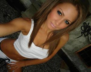 Yaeko from  is looking for adult webcam chat