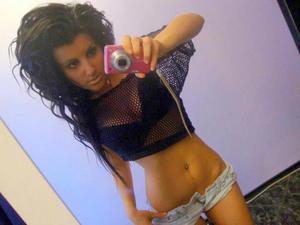 Dusti from Mohawk, Tennessee is looking for adult webcam chat