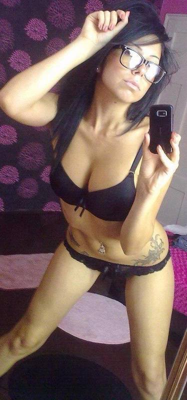 Nyla from Romulus, Michigan is looking for adult webcam chat