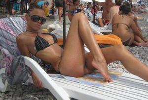 Bobette from Cocoa West, Florida is looking for adult webcam chat