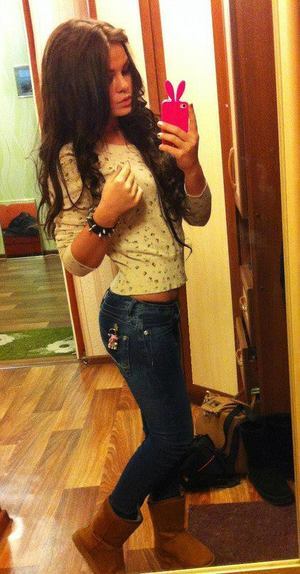 Evelina from Commerce City, Colorado is looking for adult webcam chat