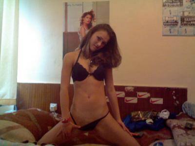 Calista from Fanning Springs, Florida is looking for adult webcam chat