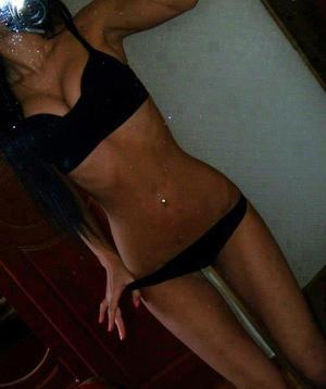 Genoveva from Rafter J Ranch, Wyoming is looking for adult webcam chat